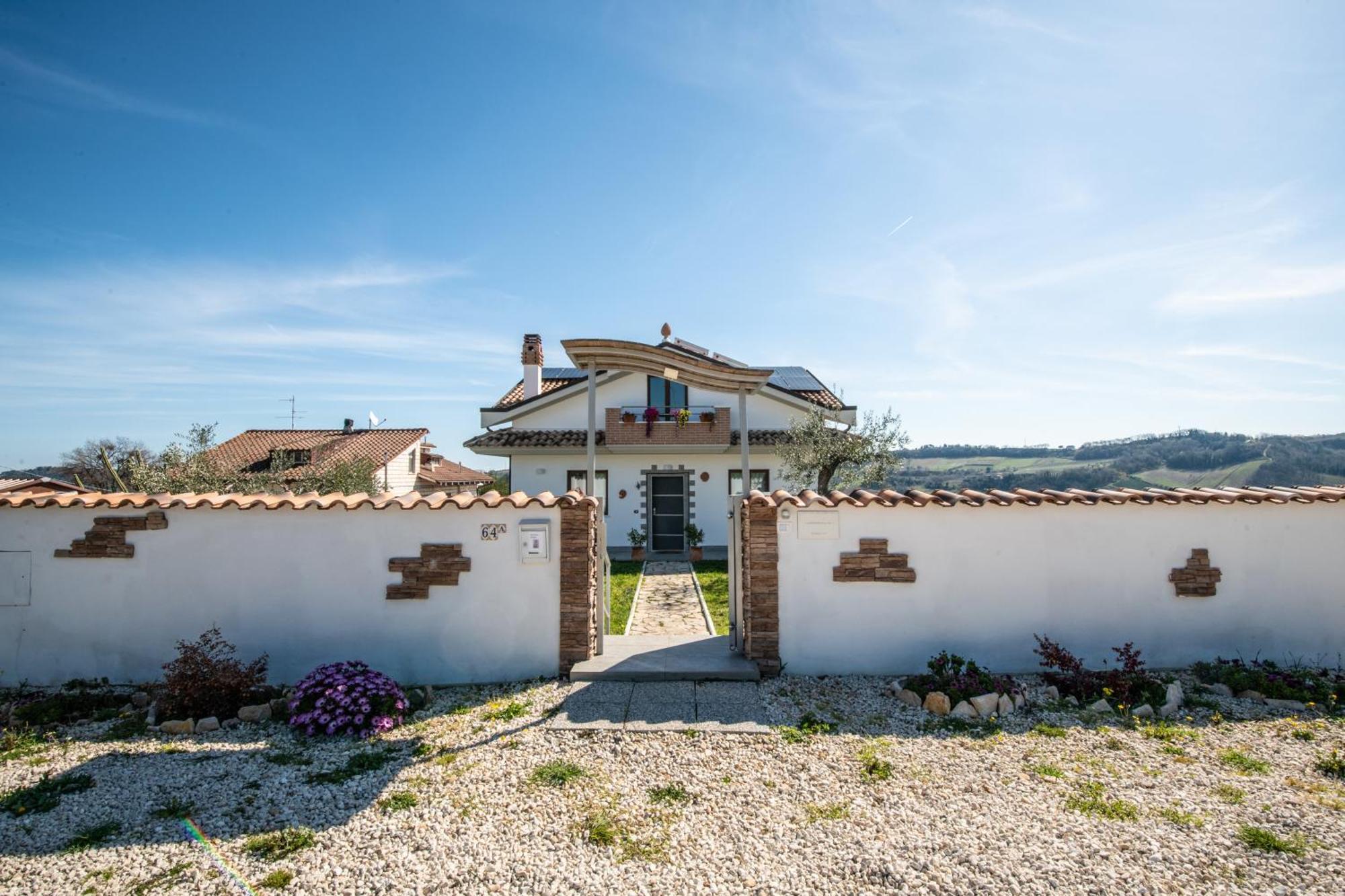 Villa Mastro Oleario 5 Dal Mare 30 Dai Monti 토레베키아 테아티아 외부 사진