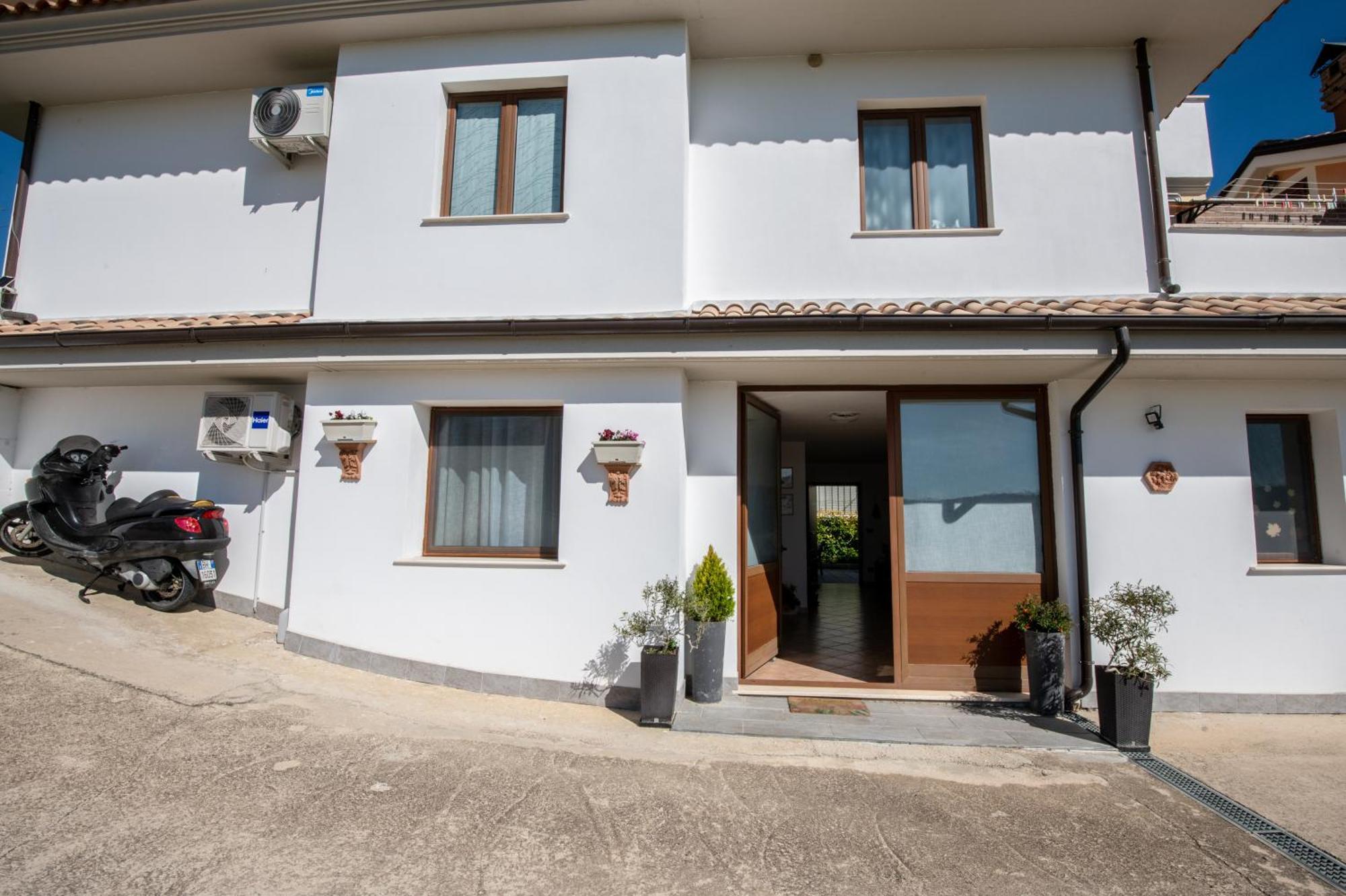 Villa Mastro Oleario 5 Dal Mare 30 Dai Monti 토레베키아 테아티아 외부 사진